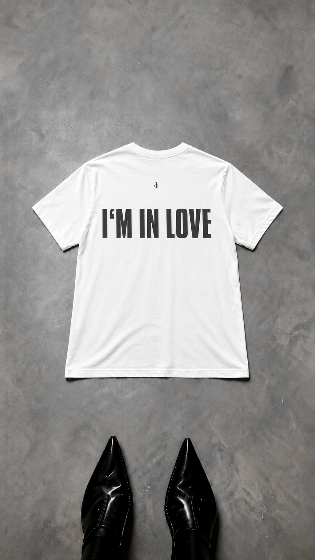 I HATE LOVE / I’M IN LOVE Tee - Reversible Romantic Graphic T-Shirt