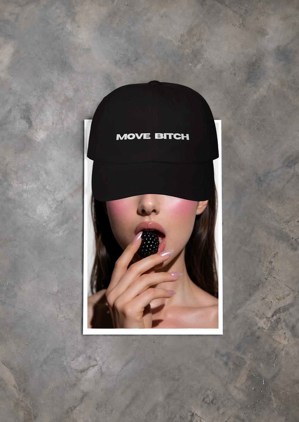 "MOVE BITCH" - CASQUETTE